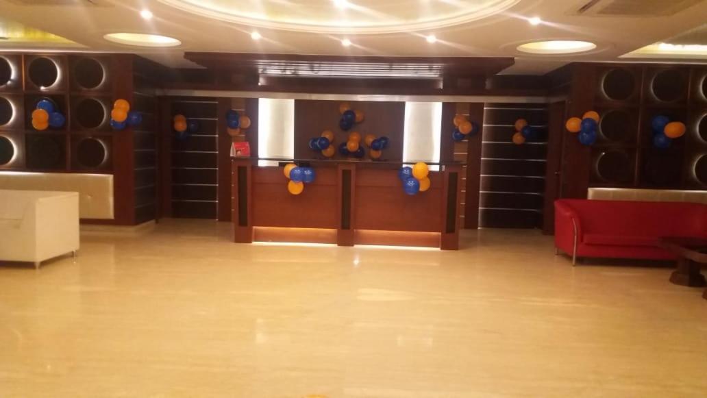 Hotel Yash Inn Mirzāpur Esterno foto