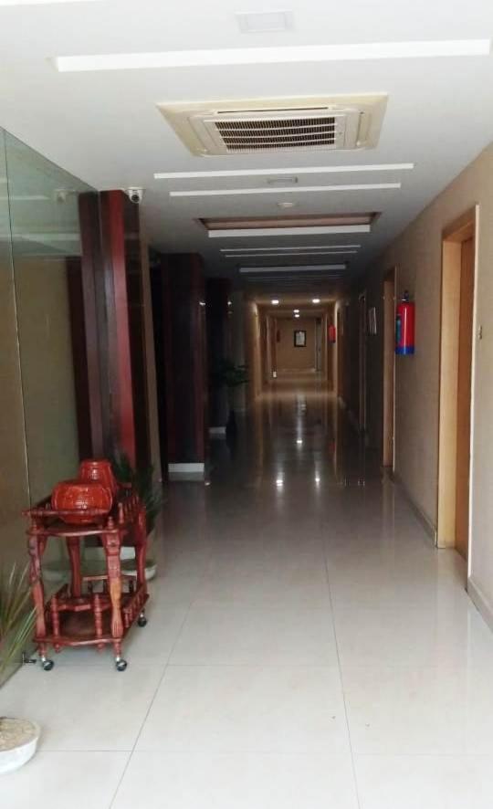 Hotel Yash Inn Mirzāpur Esterno foto