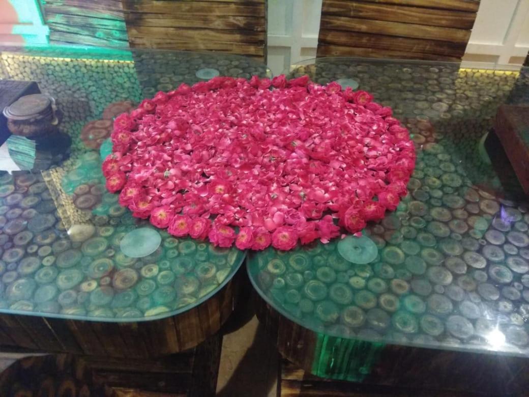 Hotel Yash Inn Mirzāpur Esterno foto