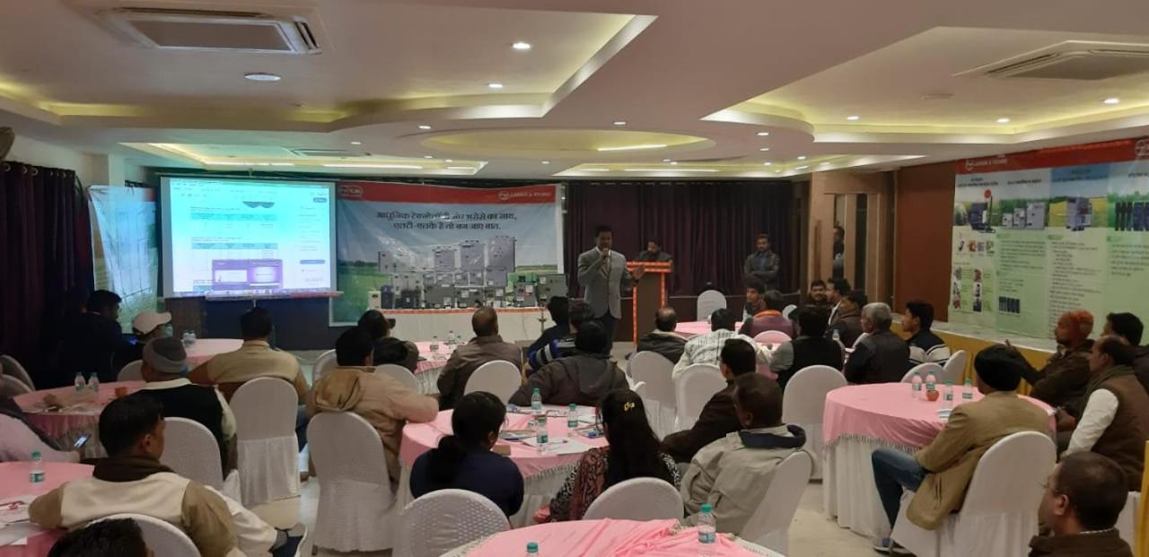 Hotel Yash Inn Mirzāpur Esterno foto